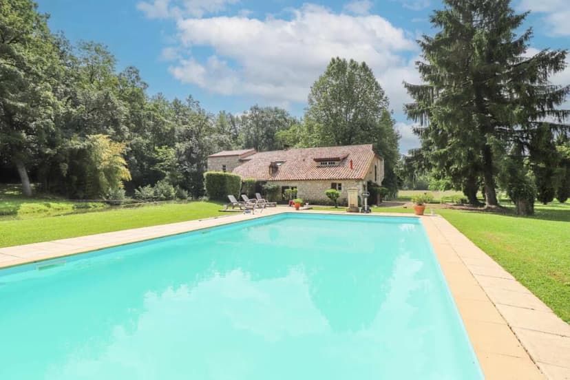 Additional image 2 of Aquitaine, Lot-et-Garonne, Duras, France