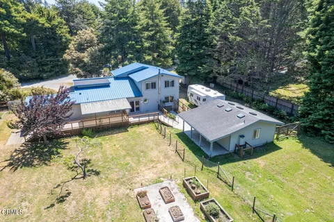 23536 Greentree Drive, Fort Bragg, CA 95437