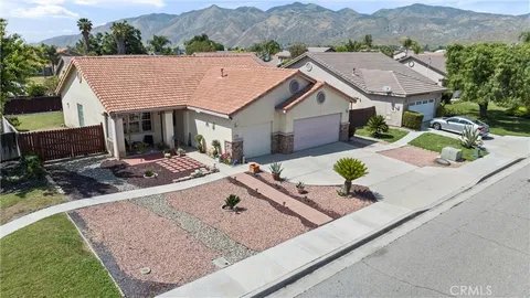 1820 Rue Merlot, San Jacinto, CA 92583