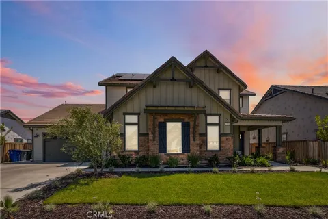 1765 N Renn Avenue, Clovis, CA 93619