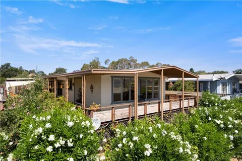 5830 Robin Hill Drive Unit 64, Lakeport, CA 95453