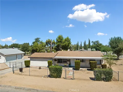 14952 Mauna Loa Street, Hesperia, CA 92345