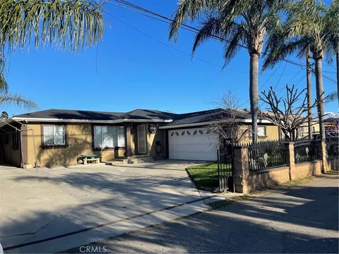 3860 Fox Tail Lane, Jurupa Valley, CA 92509