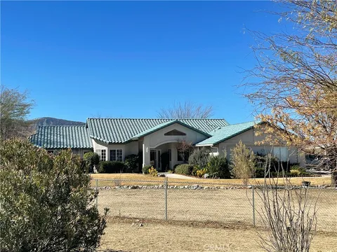 11772 Mountain Road Unit U1-2, Pinon Hills, CA 92372