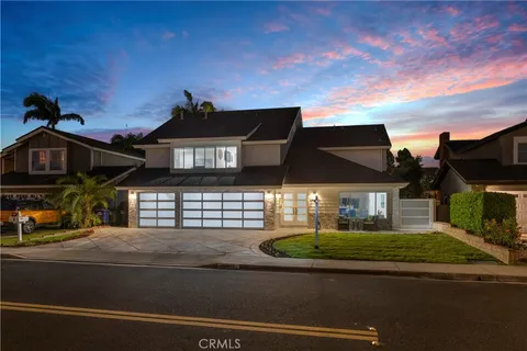 10472 Del Norte Way, Los Alamitos, CA 90720