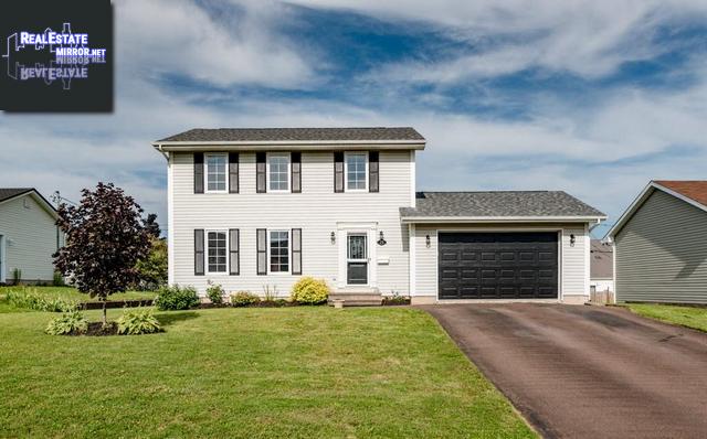 Primary image of 35 Old Oak CresMoncton, New Brunswick, E1A6W2, Canada