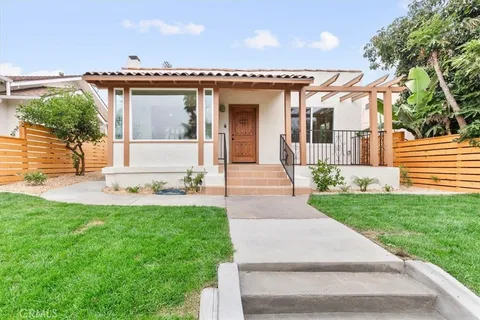 347 N Rampart Boulevard, Los Angeles, CA 90026