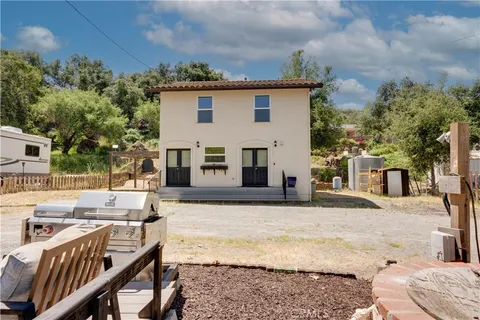 1143 Peutz Valley Road, Alpine, CA 91901