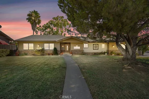 495 Sandalwood Drive, Calimesa, CA 92320