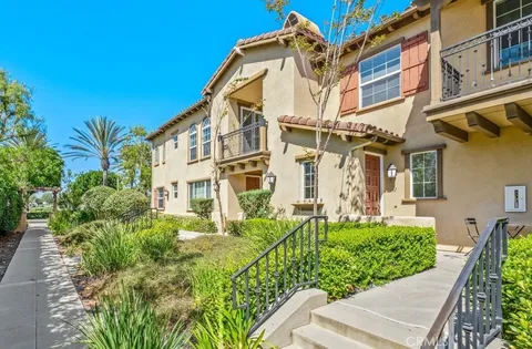 41 Viburnum Way, Ladera Ranch, CA 92694