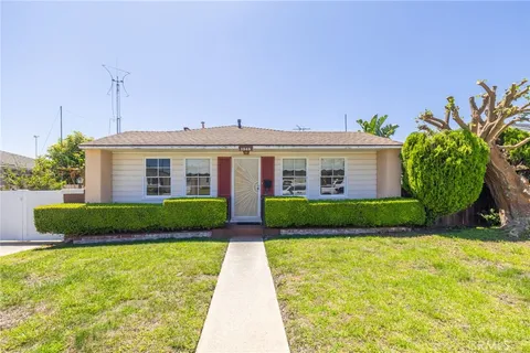 1345 W 26th Place, San Pedro, CA 90732