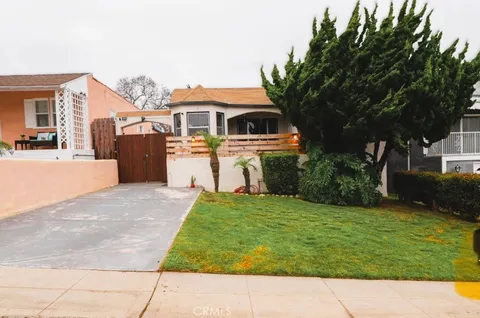 4221 W 59th Place, Los Angeles, CA 90043