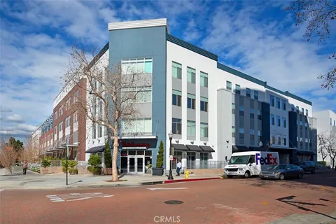 435 W Center Street Promenade Unit 326, Anaheim, CA 92805