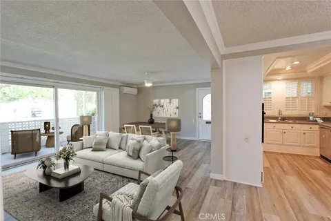 390 Avenida Castilla #B, Laguna Woods, CA 92637