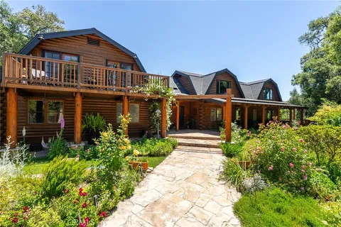 5020 Shadow Canyon Road, Templeton, CA 93465