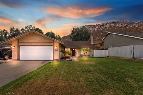 4435 Estrada Drive, Jurupa Valley, CA 92509