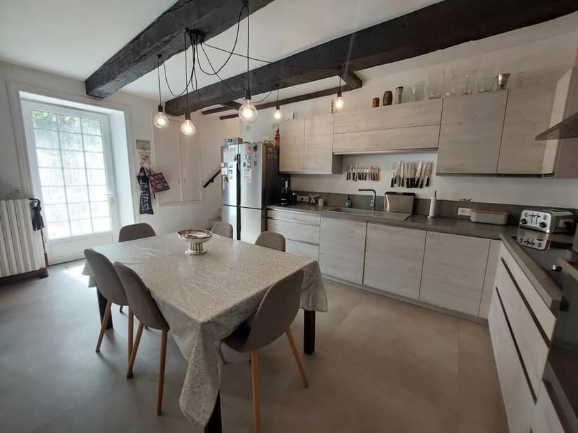 Additional image 2 of Poitou-Charentes, Vienne, Voulême, France