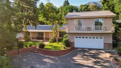 2847 Henrietta Avenue, La Crescenta, CA 91214