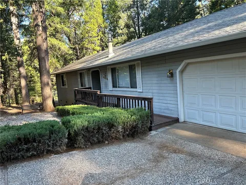 6459 Grandview Avenue, Magalia, CA 95954