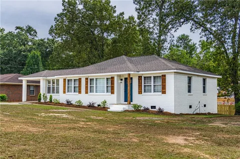 5203 Summerville Road, Phenix City, AL 36867