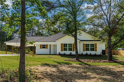 222 Lato Road, Seale, AL 36875