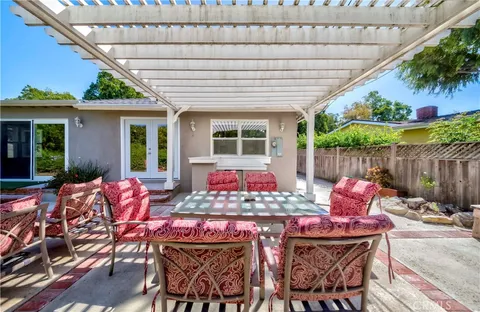 26715 Basswood Avenue, Rancho Palos Verdes, CA 90275