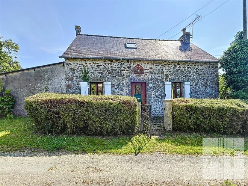 Additional image 2 of Pays de la Loire, Mayenne, Mézangers, France