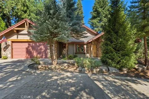 95 Manor Dr, Lake Almanor, CA 96137