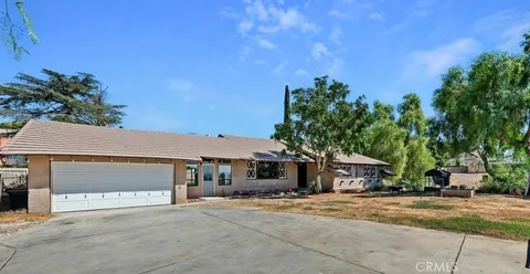 7160 Sebastian Avenue, Jurupa Valley, CA 92509