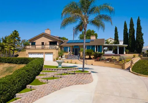 780 Rose Ranch Road, San Marcos, CA 92069