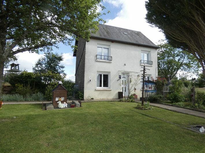 Property image - Saint-Hilaire-du-Harcouet, Manche, 50600, France