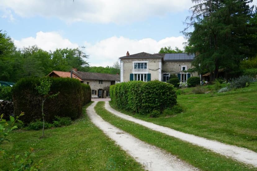 Additional image 2 of Aquitaine, Dordogne, Savignac-de-Nontron, France