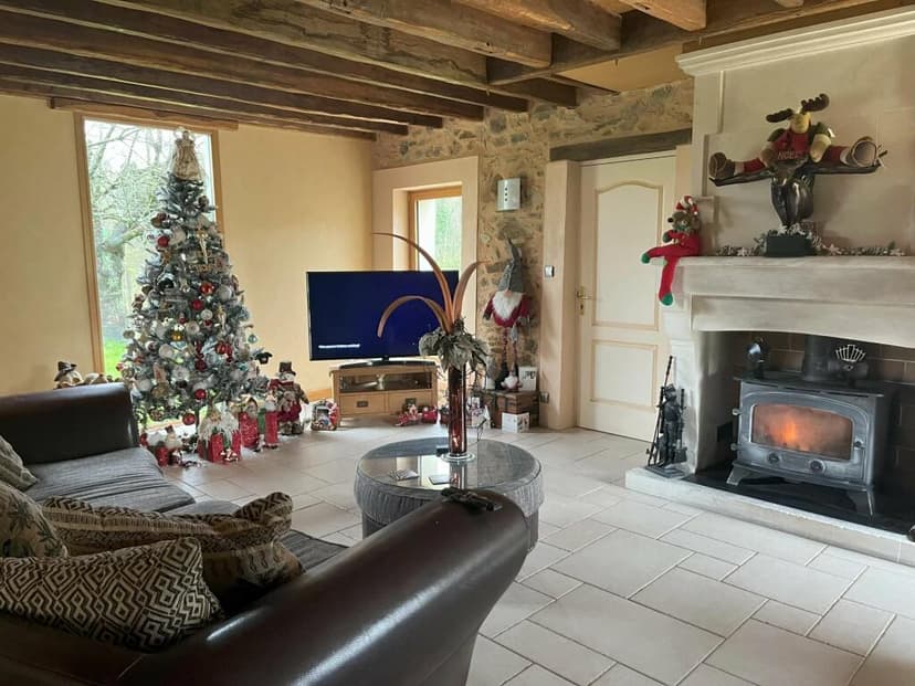 Additional image 3 of Le Beugnon, Poitou-Charentes, 79130, France