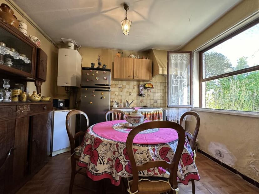 Additional image 3 of Provence-Alps-Cote d`Azur, Bouches-du-Rhône, Arles, France