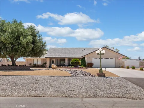 18895 Siesta Drive, Apple Valley, CA 92307