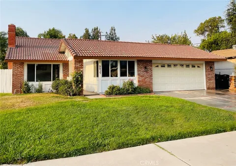 9917 Sharon Avenue, Riverside, CA 92503