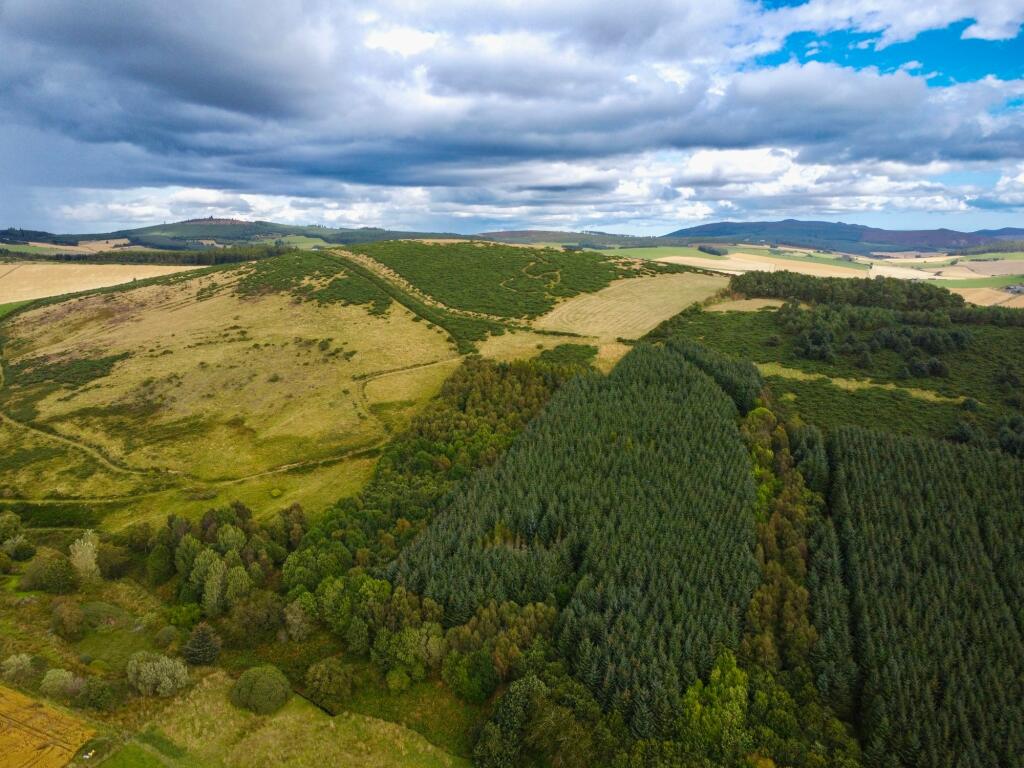 Additional image 51 of Tullynessle, Alford, AB33