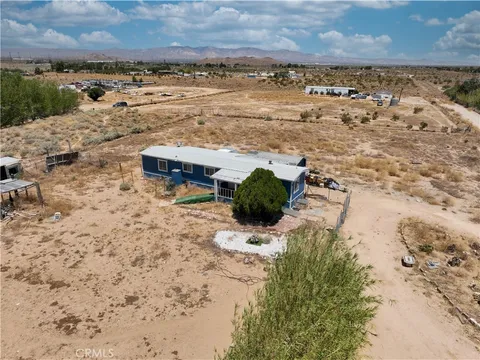 329 E Trotter Avenue, Mojave, CA 93501