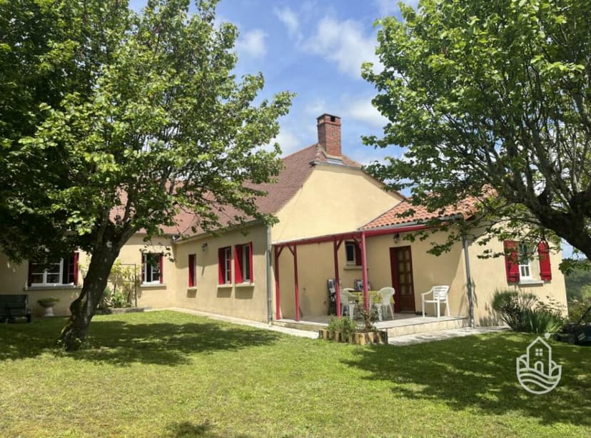 Primary image of Montignac-Lascaux, Aquitaine, 24290, France