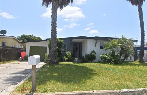 1418 W Elder Avenue, Santa Ana, CA 92704