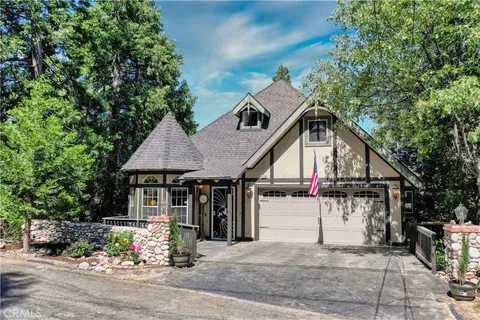 430 Rainier Road, Lake Arrowhead, CA 92352