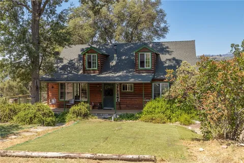 Primary image of 43581 Peterson Creek Road, Ahwahnee, CA 93601