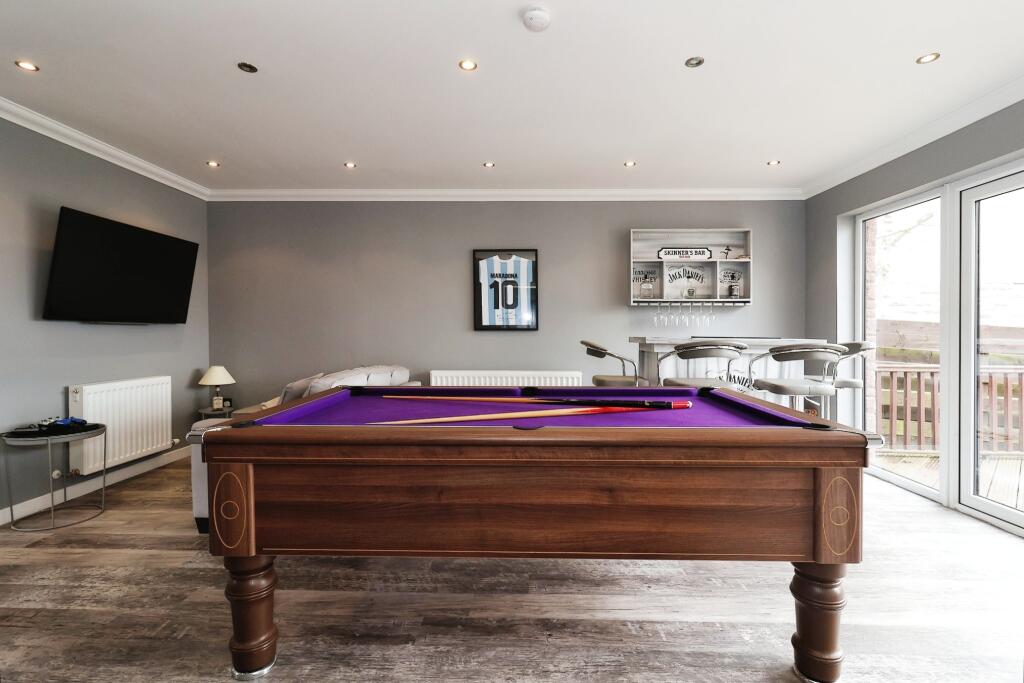 Additional image 5 of Edward Avenue, Banff, AB45