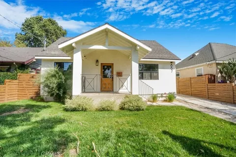 867 E Howard Street, Pasadena, CA 91104