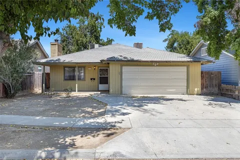 Primary image of 326 Jefferson Street, Coalinga, CA 93210