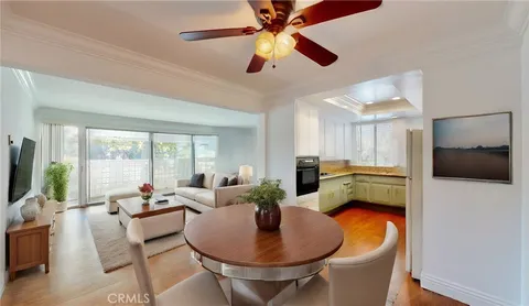 25 Avenida Castilla Unit H, Laguna Woods, CA 92637