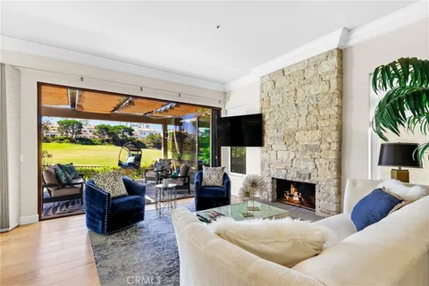 8 Reina, Dana Point, CA 92629