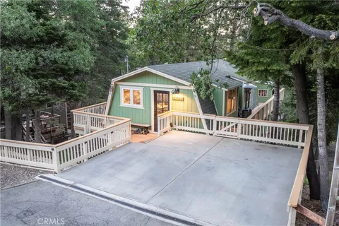 43544 Ridge Crest Drive, Big Bear Lake, CA 92315