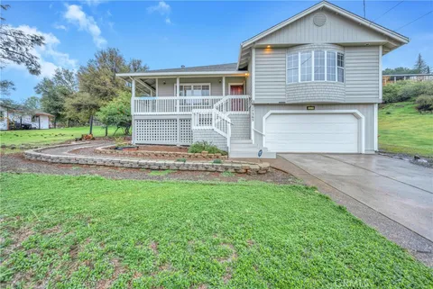 Primary image of 17365 Greenridge Road, Hidden Valley Lake, CA 95467