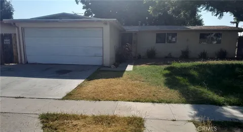 2540 W Picadilly Way, Anaheim, CA 92801